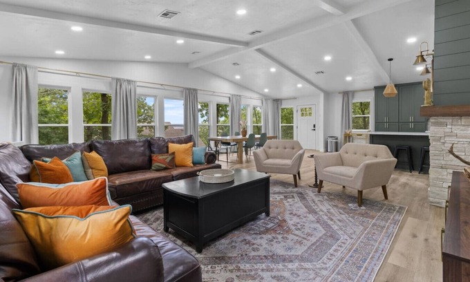 Eufaula House | Casa Verde, Updated Home with 3 Beds, 1.5 Baths, Sleeps 6