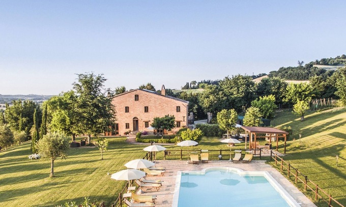 Corinaldo Villa | Casalantico, Villa with pool and Jacuzzi for exclusive use