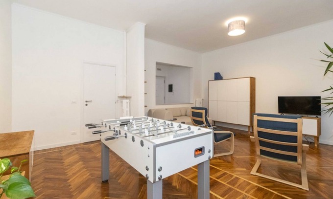 Cit Turin Apartment | Casalis Elegant Apt w/Parking x6
