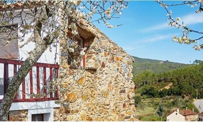 Sobreira Formosa House | Casas da Encosta