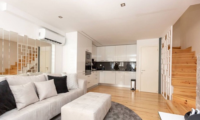 Cascais House | Cascais Seaside Duplex - 200m from the beach!