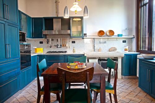 Gorgonzola House | CaseOspitali - Cà del Frassino, suggestivo appartamento in villa 2 camere e 2 bagni per 5