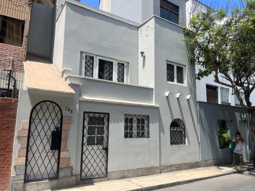 Miraflores House | Casita de Ocharan Miraflores a dos calles de Larcomar
