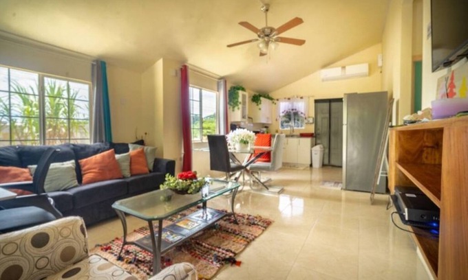 West Gate Hills House | Cassia Villa