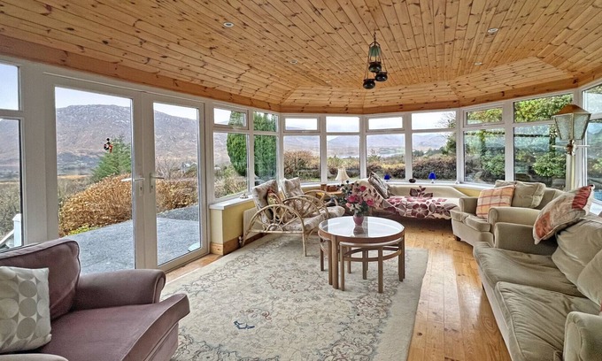Cornamona House | Castlekirk Cottage - Two Bedroom House, Sleeps 4
