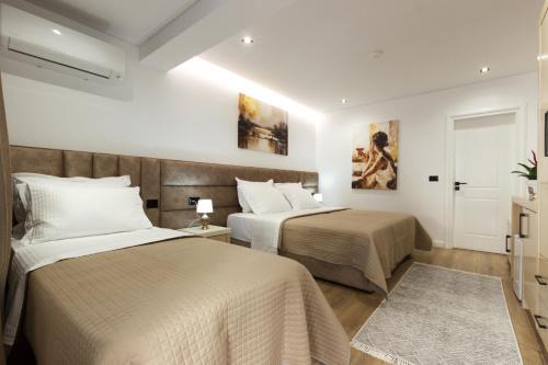 Gjirokaster House | CastleView Inn