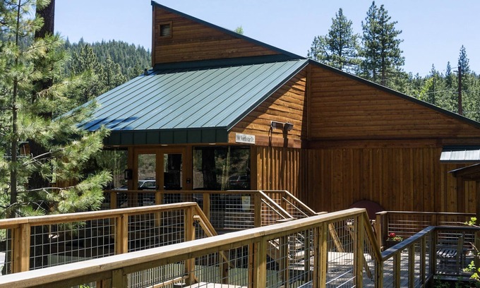 Truckee Condo | Catamount 207C