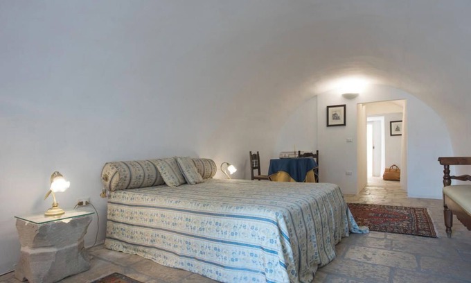 Casamassella Apartment | Cavalieri Suite with private terrace and access to park and pool