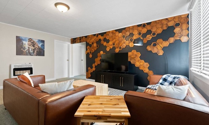Cave City House | Cave City's Honeycomb Hideout