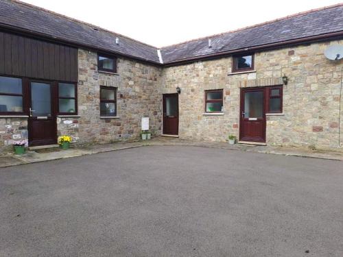 Cwm-twrch Isaf Apartment | Celtic Minor Cottage