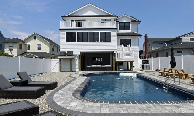 Point Pleasant Beach House | CEN314 - Brand New Construction! 7BR 4ba w POOL, elevator