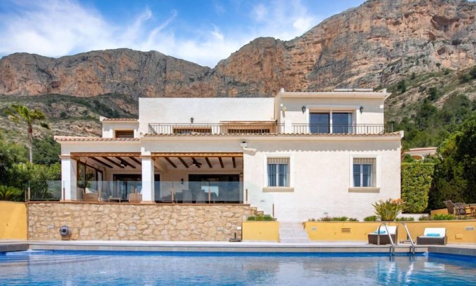 Ermita House | Centauro by Interhome