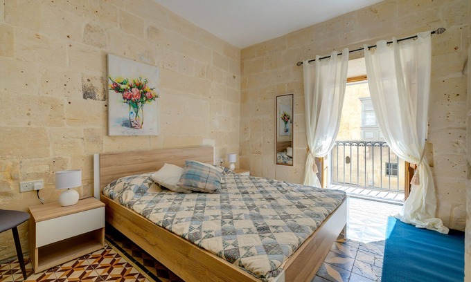 Valletta Apartment | Central and Cosy 2BR Apartment in Valletta