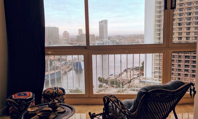 Al Duqqi Apartment | Central Apt with a Panoramic view over Cairo & Nile