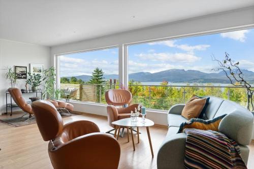 Tromso Apartment | Central Arctic Panoramic Views