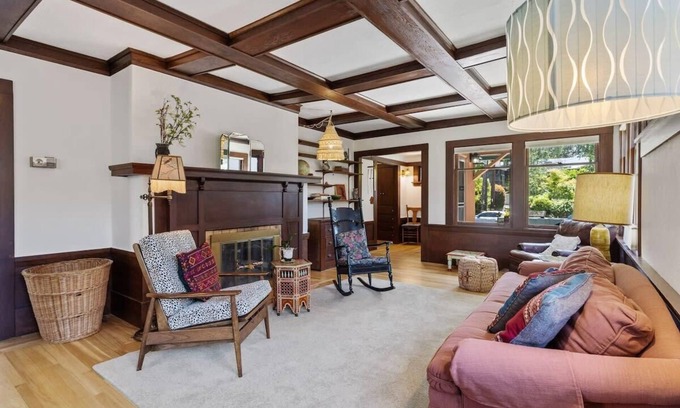 Berkeley House | Central Berkeley Home