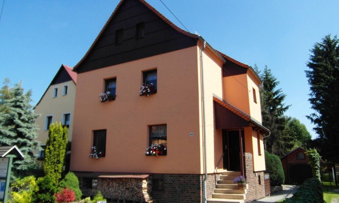 Prohlis Apartment | Central, but quietly located, cozy vacation apartment in Dresden Nickern