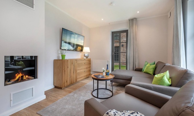Zingst Apartment | Central newly built vacation apartment with gas fireplace near the beach for 4 pers.