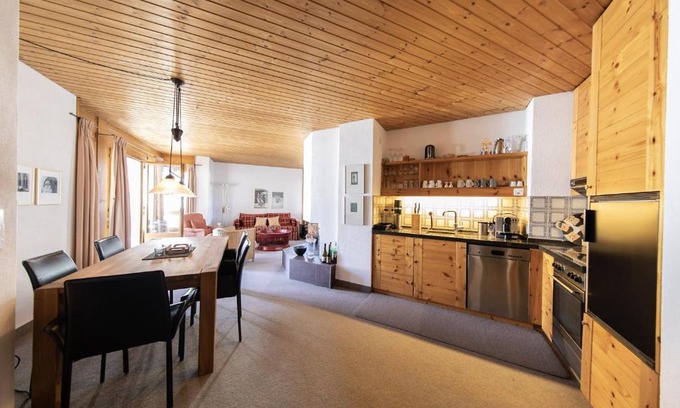 Lenzerheide Apartment | Central flat for 3 persons at Hotel Schweizerhof-Lenzerheide
