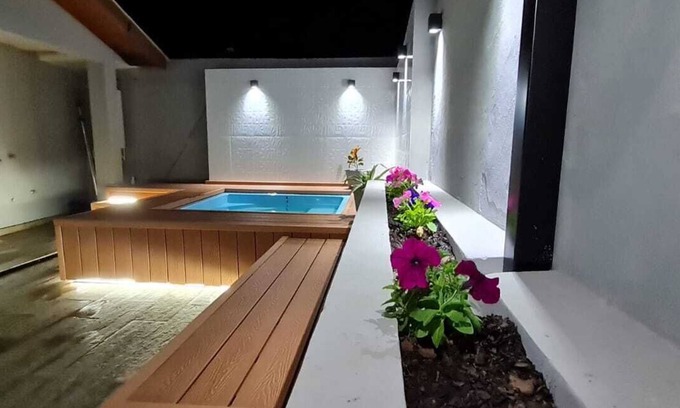 Puerto Iguazu House | Central house with Yacussi