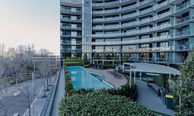 City East Apartment | Central Located 2-Bed with Pool, Gym & Parking