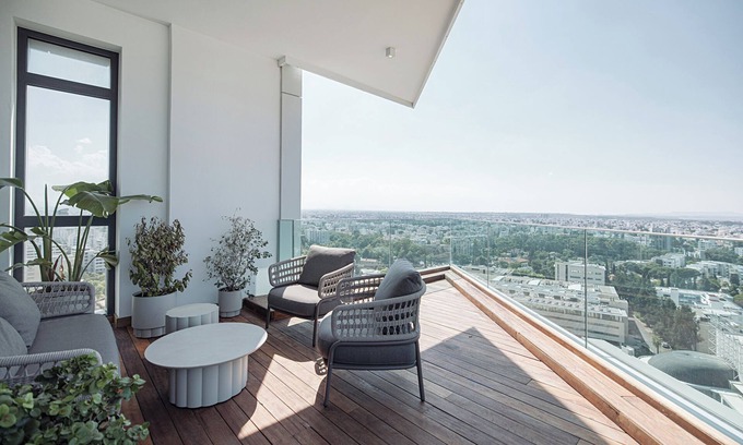 City Centre Apartment | Central Park Residence