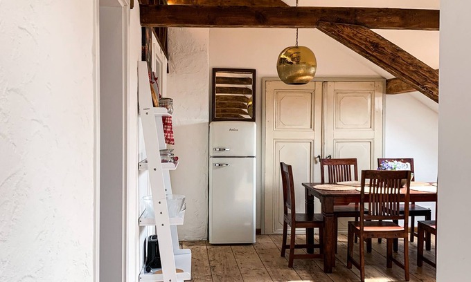 Neuwied Condo | Centrally located, modern and cozy in the most beautiful house in town