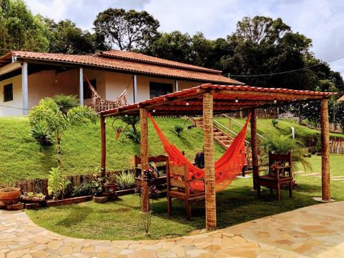 Pouso Alegre House | Chácara Por do Sol