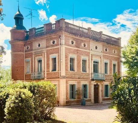 Fenouillet House | Château à Toulouse