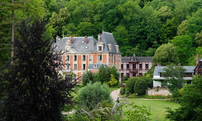 Saint-Cyr-en-Arthies Hotel | Château de la Bûcherie