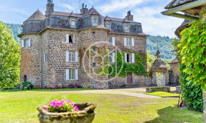Marmanhac House | Château de La Voulte, Haute-Auvergne – A castle straight out of a fairytale.