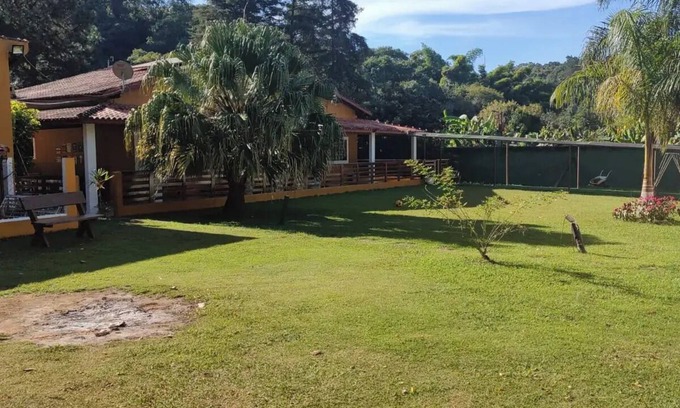 Terra Preta House | Chacara Paraizo Lugar Aconchegante em Mairipora, Facil Acesso no Asfalto