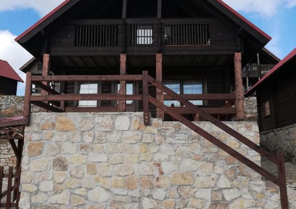 Penhas da Saude Ski Chalet | Chalé 41