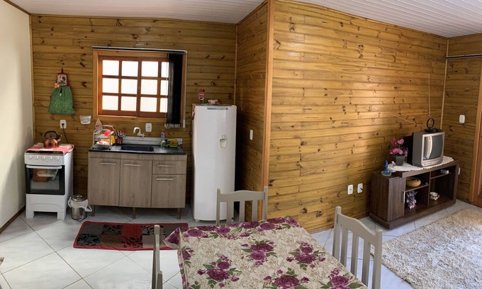 Praia Grande House | Chalé Aconchegante e bem Localizado