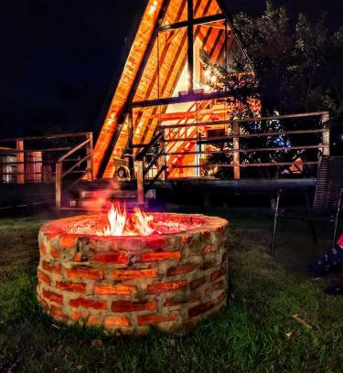 Alexania Ski Chalet | Chalé Recanto - ofurô, banheira, vista, cachoeira e lago