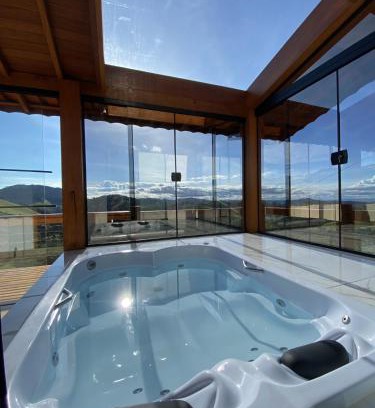 Costas Ski Chalet | Chalés Conforto Mineiro
