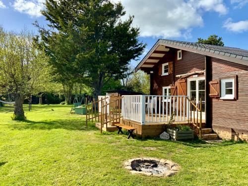 Ver-sur-Mer Ski Chalet | Chalet à 50m de la mer - Gold Beach Cottage