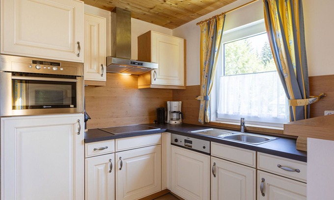 Annaberg-Lungoetz Ski Chalet | Chalet # 20 with 3 BR for up to 6 people