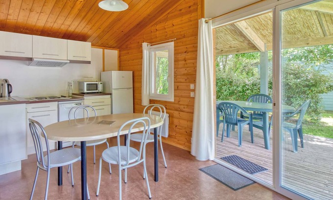 Saint-Denis-d'Oleron Ski Chalet | Chalet 3 pièces Oléron 5 couchages – SAINT DENIS D’OLERON