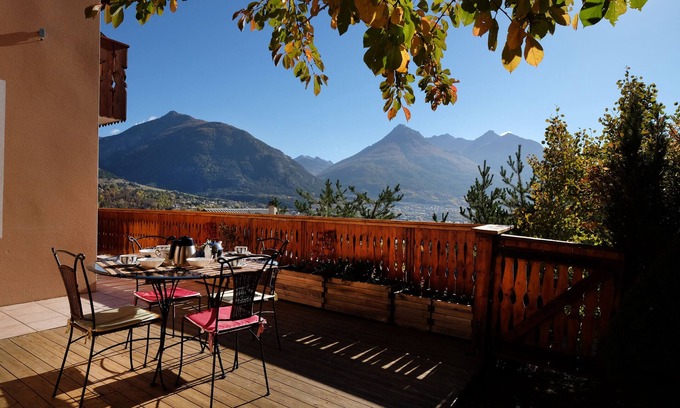 Briancon Villa | CHALET 4 * SOUTH TRIPLEX SOFT CHIMNEY BALCONIES GARDEN VIEW GREENHOUSE CHE CALM