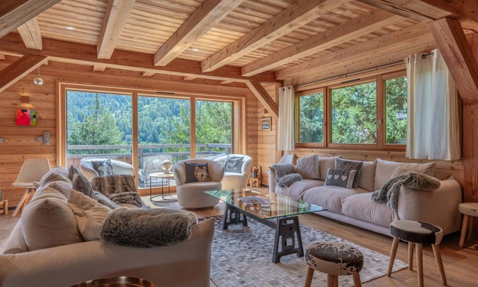 Saint-Chaffrey Ski Chalet | Chalet Aiguillette