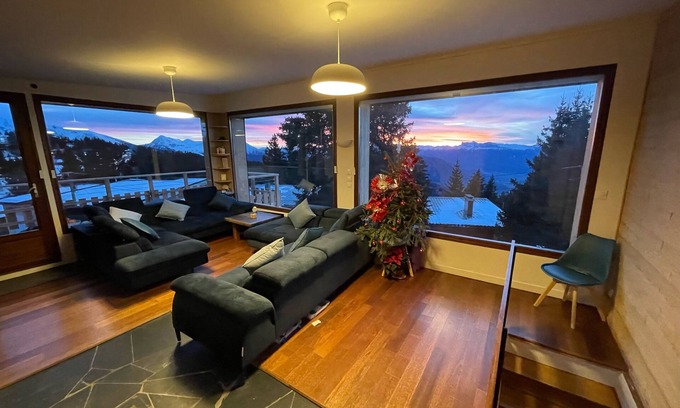 Vaulnaveys-le-Haut Ski Chalet | Chalet Chamrousse 1750, 7 Pers, 3 ch, Terrasse, vue Magnifique sur le Vercors
