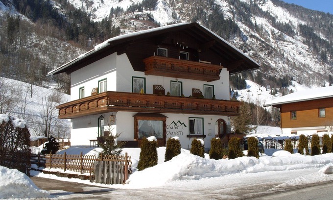 Fusch an der Grossglocknerstrasse House | Chalet Charlotte (8 Bedrooms & 5 Bathrooms) - Sleeps up to 18