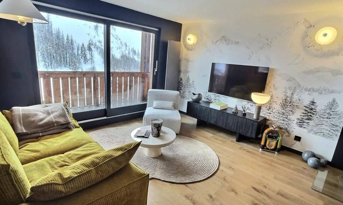 Val-d'Isere Apartment | Chalet Du Jardin Alpin Ii - Charming 3 rooms for 4 to 5 people, located in Val d'Isère in the La Legettaz district at the foot of the slopes