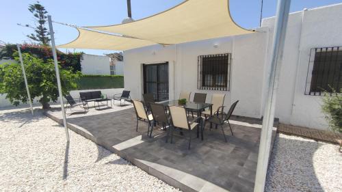 Retamar House | Chalet "El Paraíso del Cabo"