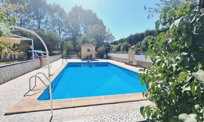 Baeza Ski Chalet | Chalet en La Yedra, Baeza, 3600 m2
