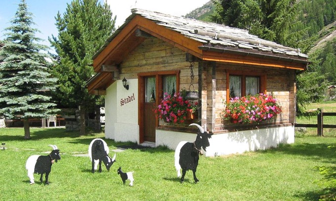 Saas Grund Ski Chalet | Chalet Häuschen Stadel by Interhome