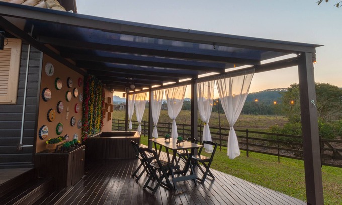 Nova Veneza Ski Chalet | @CHALET.HOME