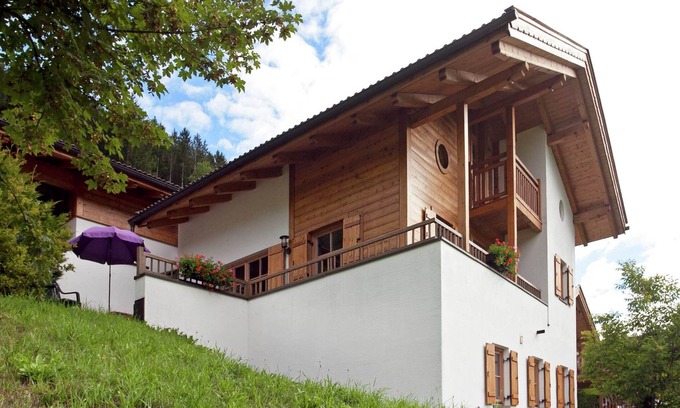 Wald im Pinzgau Ski Chalet | Chalet in Königsleiten near Ski Bus & Pool