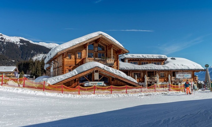Schonbach Apartment | Chalet in Kirchberg near Ski Lift & Sauna